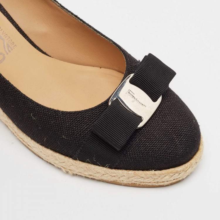 Pre Owned Salvatore Ferragamo Black Canvas Vara Bow Darly Espadrille Wedge Pumps Size 40