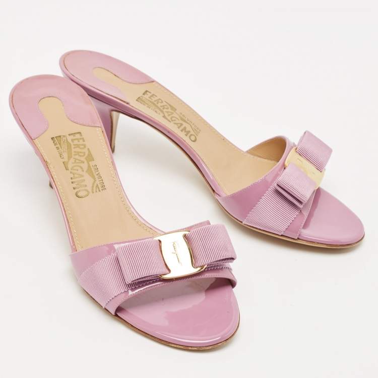 Pre Owned Salvatore Ferragamo Lavender Patent Leather Vara Bow Slide Sandals Size 38