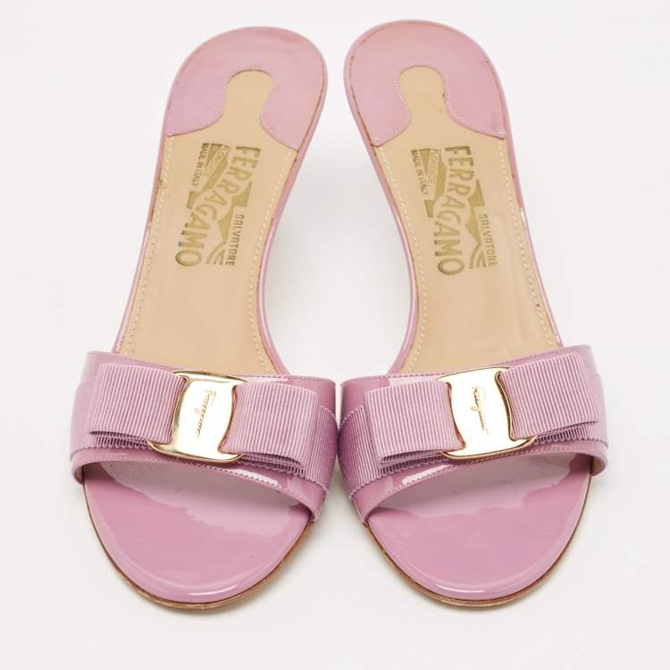 Pre Owned Salvatore Ferragamo Lavender Patent Leather Vara Bow Slide Sandals Size 38