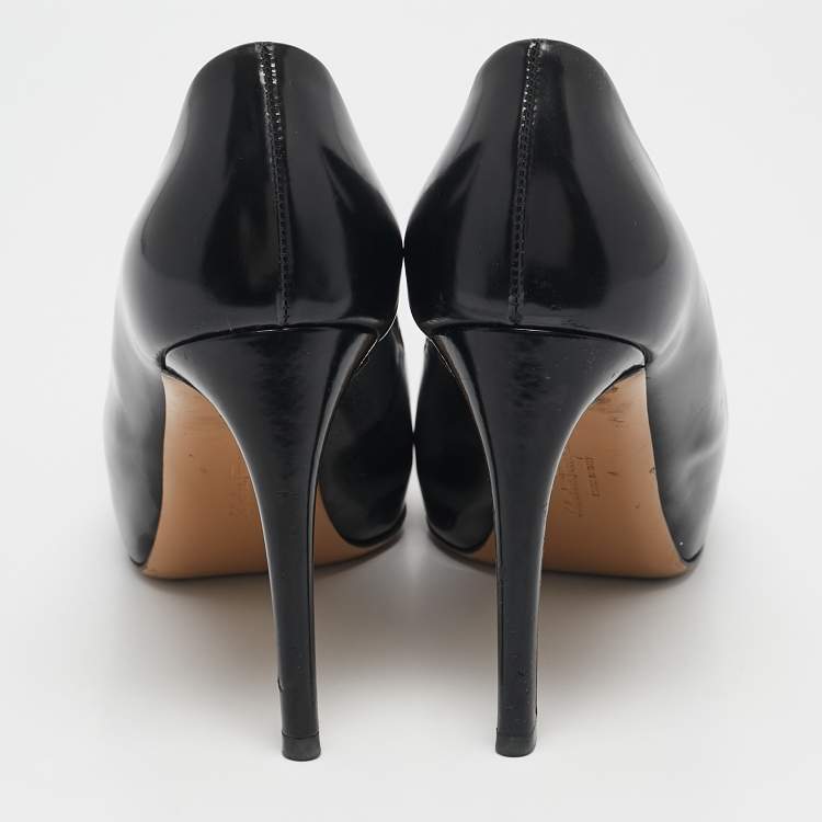 Pre Owned Salvatore Ferragamo Black Leather Vara Bow Pumps Size 37