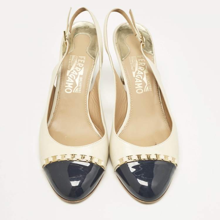 Pre Owned Salvatore Ferragamo Cream/Navy Blue Leather Slingback Block Heel Pumps Size 40