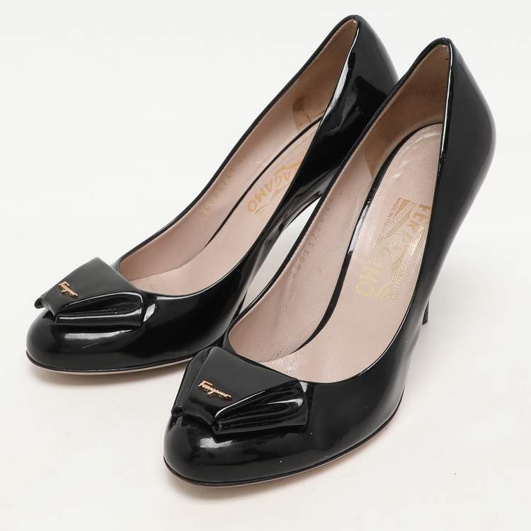 Pre Owned Salvatore Ferragamo Black Patent Leather Pumps Size 37