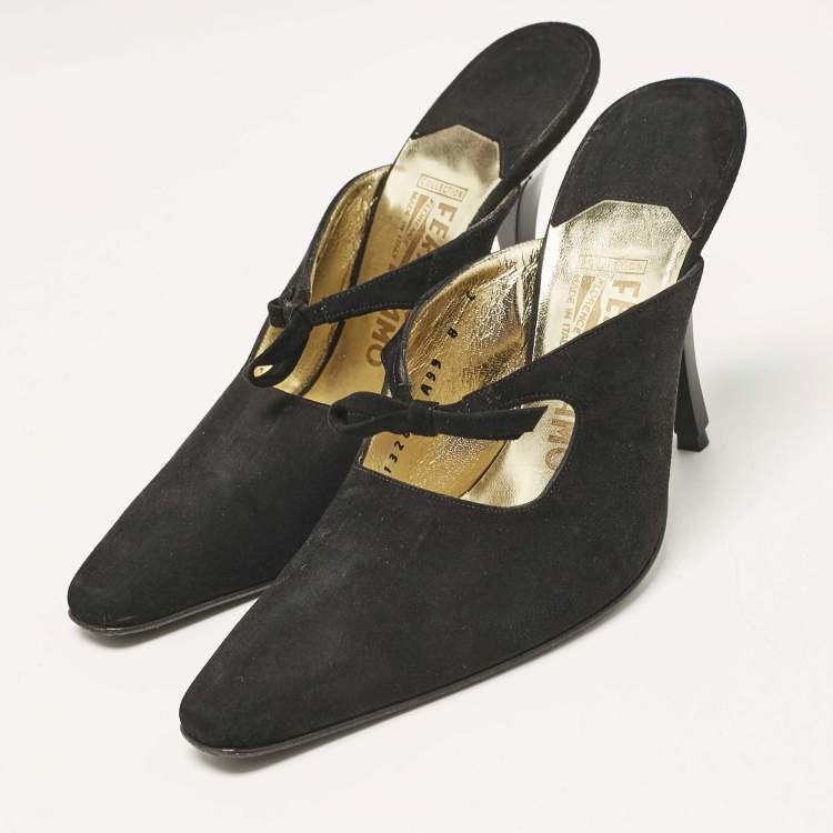 Pre Owned Salvatore Ferragamo Black Suede Anamur Pointed Toe Mules Size 38.5