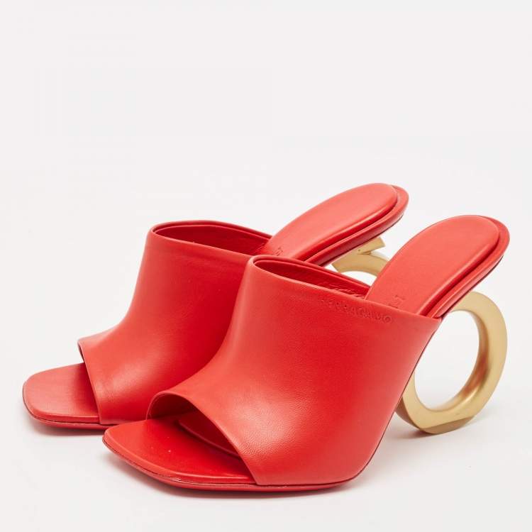 Pre Owned Salvatore Ferragamo Red Leather Astro Slide Sandals Size 36.5