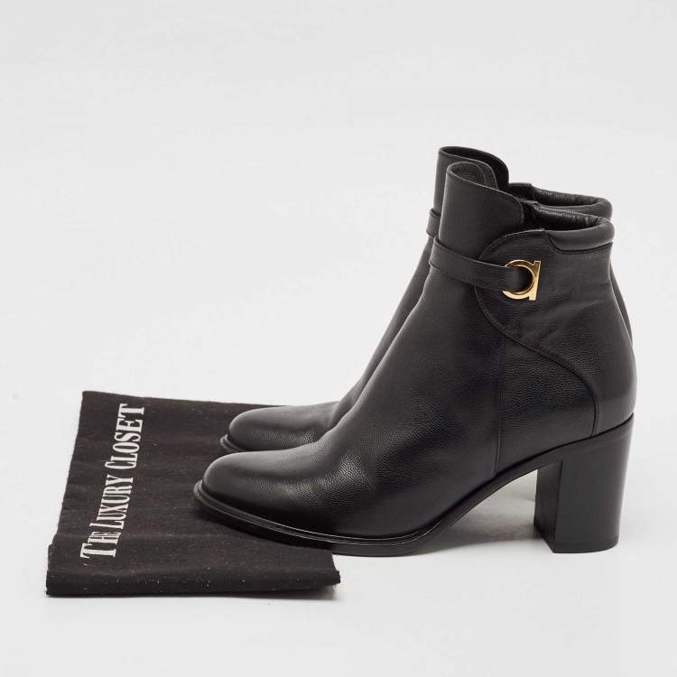 Pre Owned Salvatore Ferragamo Black Leather Figaro Ankle Boots Size 37.5