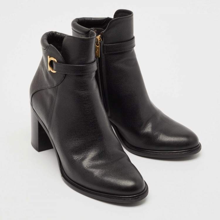 Pre Owned Salvatore Ferragamo Black Leather Figaro Ankle Boots Size 37.5
