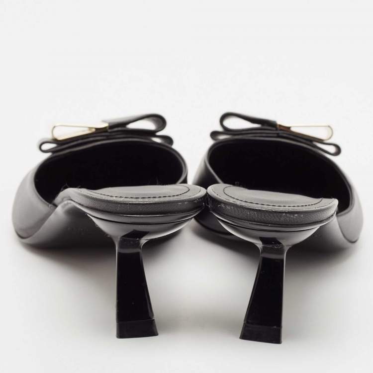 Pre Owned Salvatore Ferragamo Black Leather Lycia Mules Size 39.5