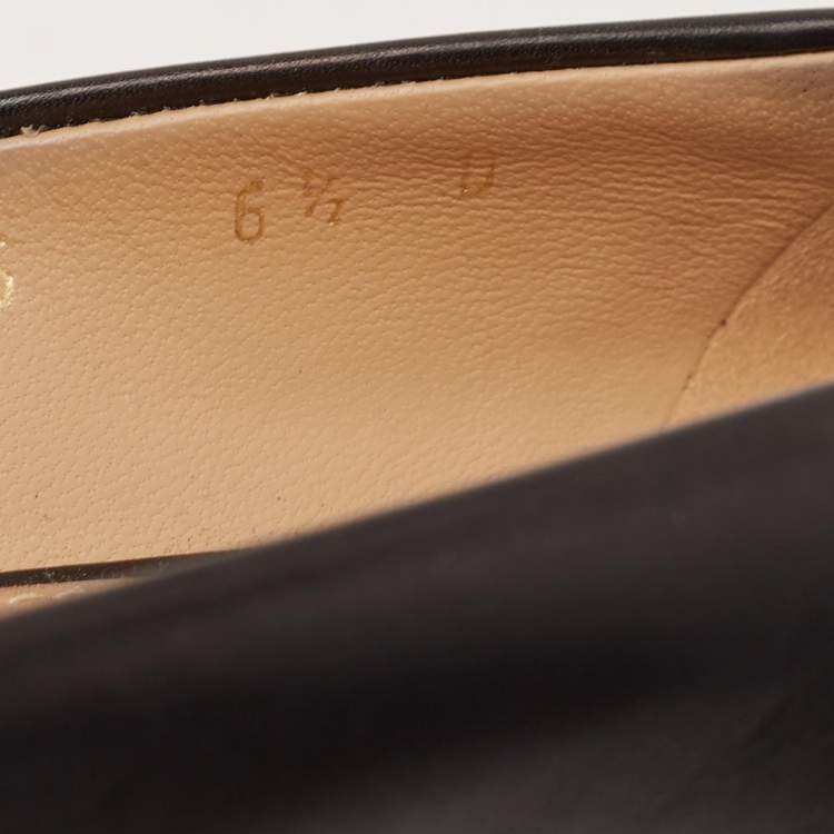 Pre Owned Salvatore Ferragamo Black Leather Vara Bow Pointed Toe Pumps Size 37