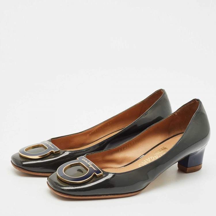 Pre Owned Salvatore Ferragamo Green/Blue Patent Leather Gancio Pumps Size 40