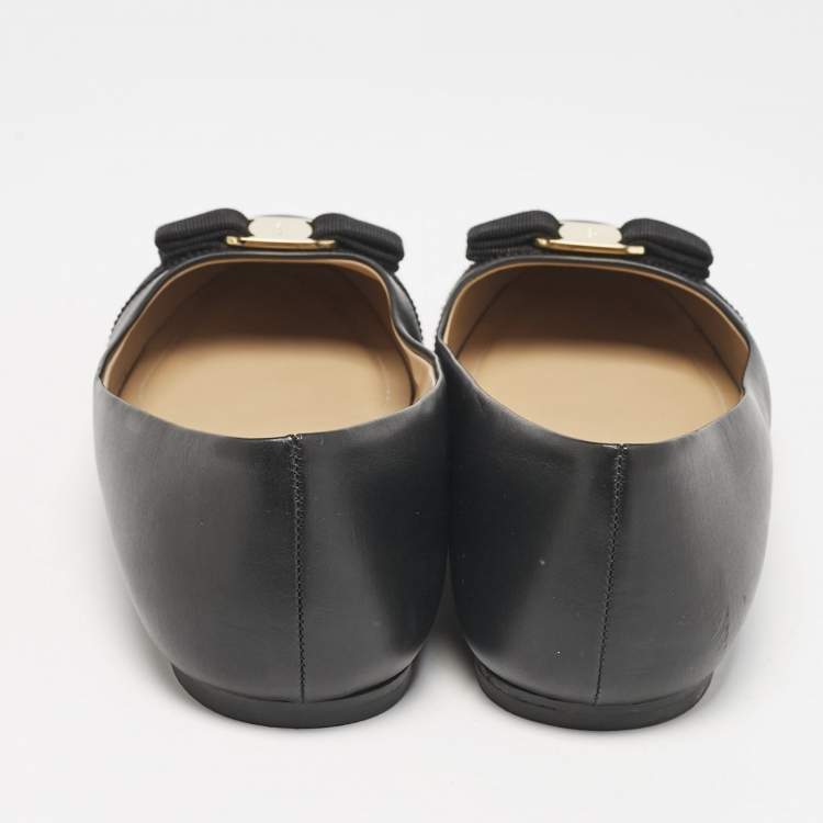 Pre Owned Salvatore Ferragamo Black Leather Vara Bow Ballet Flats Size 40.5