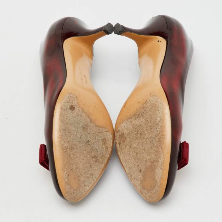 Pre Owned Salvatore Ferragamo Burgundy Leather Vara Bow Pumps Size 36.5