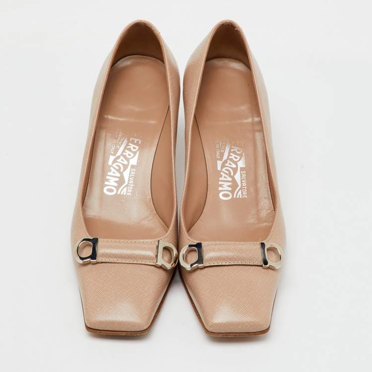 Pre Owned Salvatore Ferragamo Beige Leather Gancini Square Toe Pumps Size 37