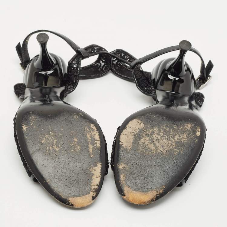 مملوكة مسبقًا Salvatore Ferragamo Black Mesh and Patent Leather Slingback Sandals Size 39