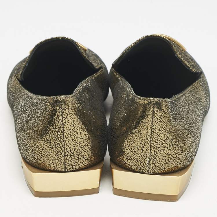 Pre Owned Salvatore Ferragamo Gold Foil Leather Lana Loafers Size 35