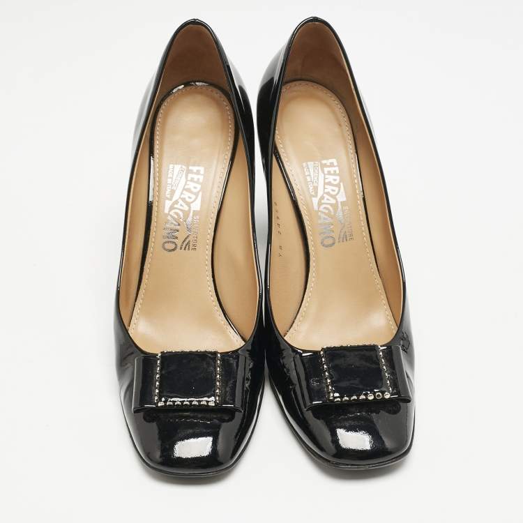Pre Owned Salvatore Ferragamo Black Patent Leather Selia Pumps Size 40