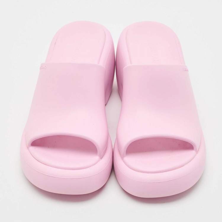 Pre Owned Salvatore Ferragamo Lilac Rubber Deva Slide Sandals Size 38.5