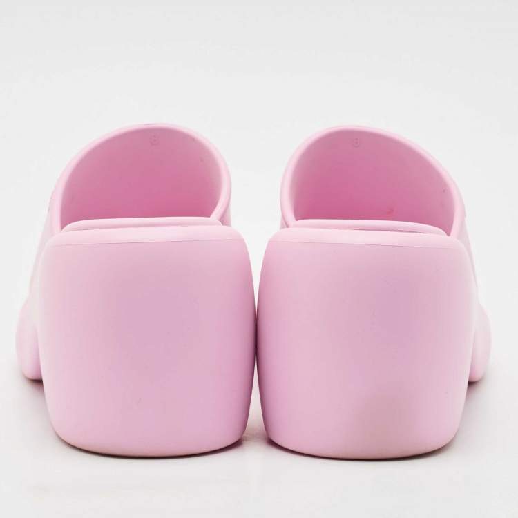 Pre Owned Salvatore Ferragamo Lilac Rubber Deva Slide Sandals Size 38.5