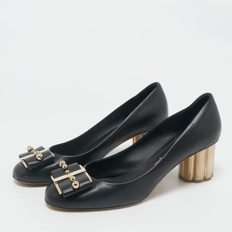Pre Owned Salvatore Ferragamo Black Leather  Vara Bow Studded Block Heel Pumps Size 40.5