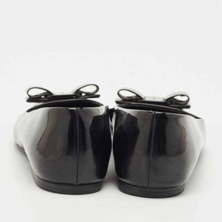 Pre Owned Salvatore Ferragamo Black Patent Leather Vara Bow Ballet Flats Size 37