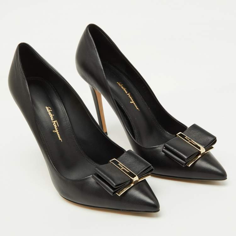 Pre Owned Salvatore Ferragamo Black Leather Zeri Pointed Toe Pumps Size 41