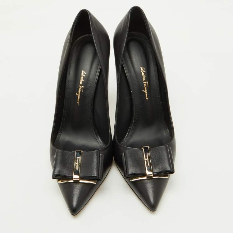 Pre Owned Salvatore Ferragamo Black Leather Zeri Pointed Toe Pumps Size 41