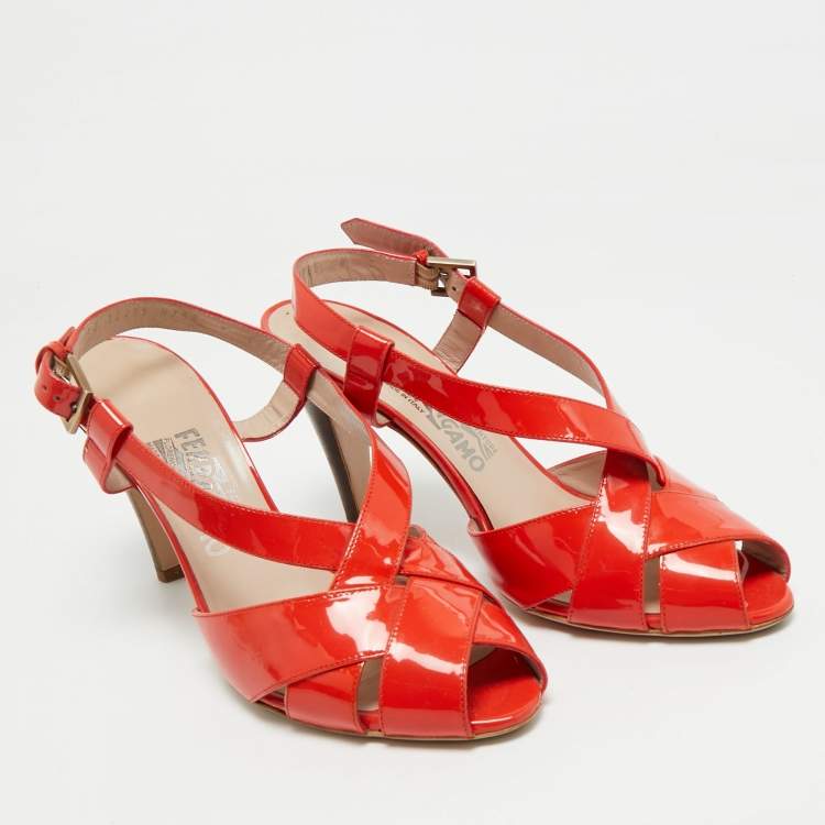 Pre Owned Salvatore Ferragamo Orange Patent Peep Toe Slingback Pumps Size 38.5