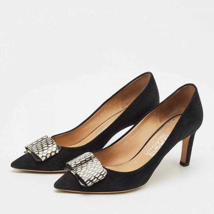 Pre Owned Salvatore Ferragamo Black Water Snakeskin and Suede Mimi Pumps Size 39.5
