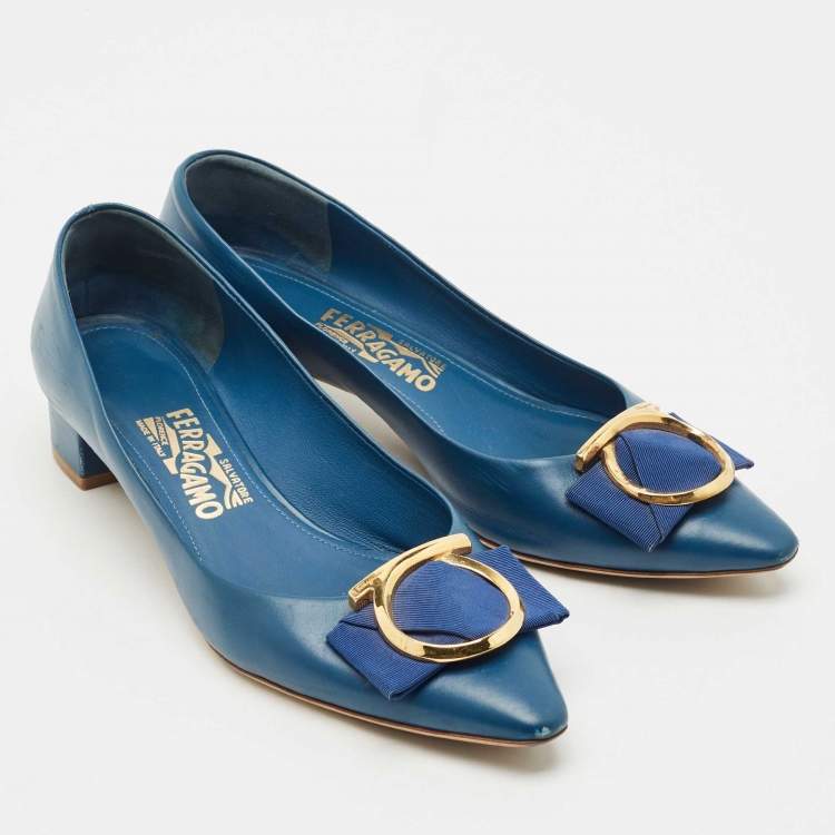 Pre Owned Salvatore Ferragamo Blue Leather Ezia Pumps Size 40