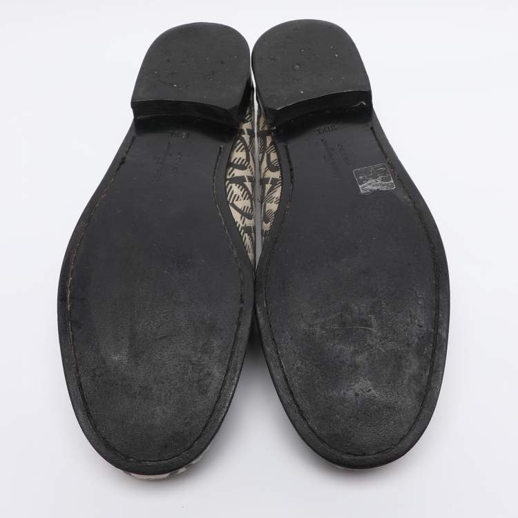 Pre Owned Salvatore Ferragamo Beige/Black Canvas and Leather Gancini Loafers Size 41