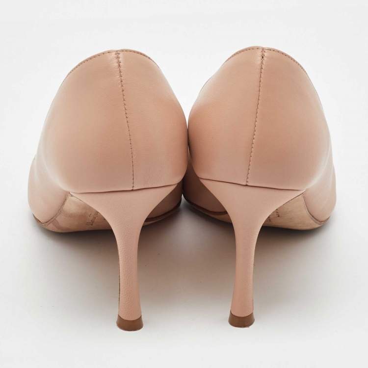 Pre Owned Salvatore Ferragamo Beige Leather Winnie Pumps Size 36.5