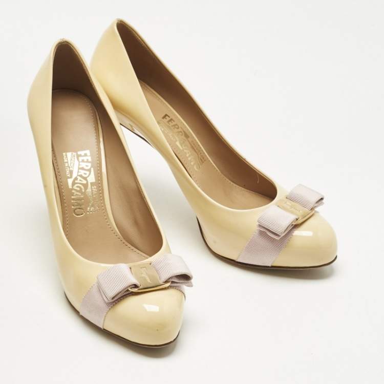 Pre Owned Salvatore Ferragamo Yellow Patent Leather Vara Bow Platform Pumps Size 38.5