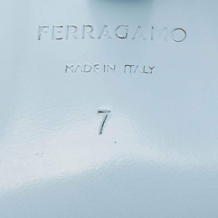 Pre Owned Salvatore Ferragamo Blue Leather Elina X5 Sandals Size 37.5