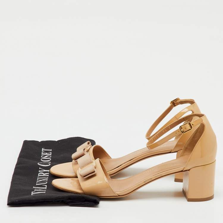 Pre Owned Salvatore Ferragamo Beige Patent Leather Gavina Ankle Strap Sandals Size 40