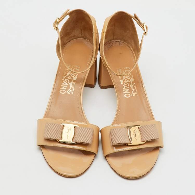 Pre Owned Salvatore Ferragamo Beige Patent Leather Gavina Ankle Strap Sandals Size 40