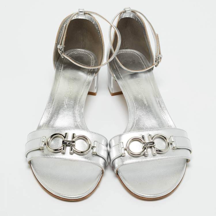 Pre Owned Salvatore Ferragamo Silver Leather Gancini Ankle Strap Sandals Size 40.5