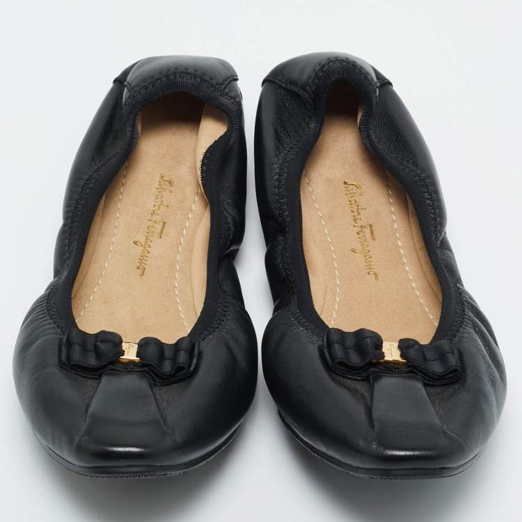 Pre Owned Salvatore Ferragamo Black Leather My Joy Scrunch Ballet Flats Size 36.5