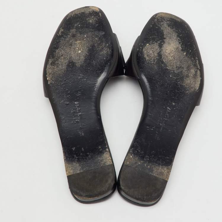 Pre Owned Salvatore Ferragamo Black Leather Vicky Flat Slide Sandals Size 39