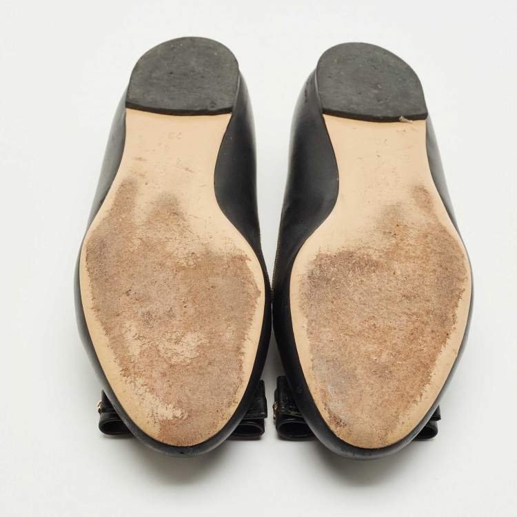 Pre Owned Salvatore Ferragamo Black Leather Varina Ballet Flats Size 37.5
