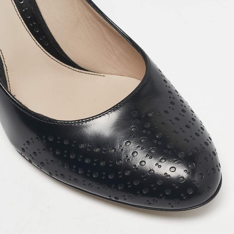 Pre Owned Salvatore Ferragamo Black Perforated Leather Round Toe Pumps Size 38.5