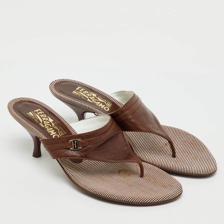 مملوكة مسبقًا Salvatore Ferragamo Brown Leather Thong Sandals Size 38