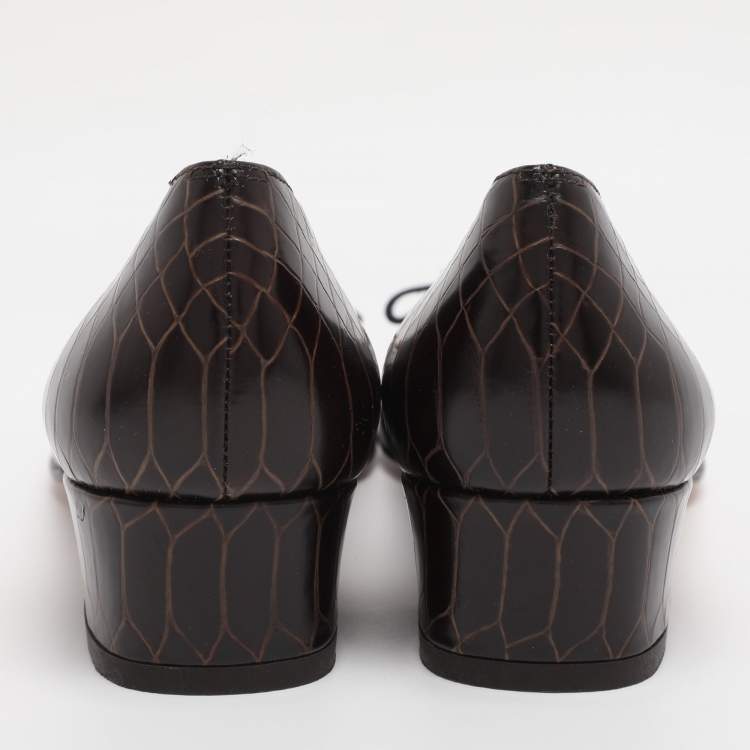 Pre Owned Salvatore Ferragamo Brown Python Embossed Leather Gancini Pumps Size 40