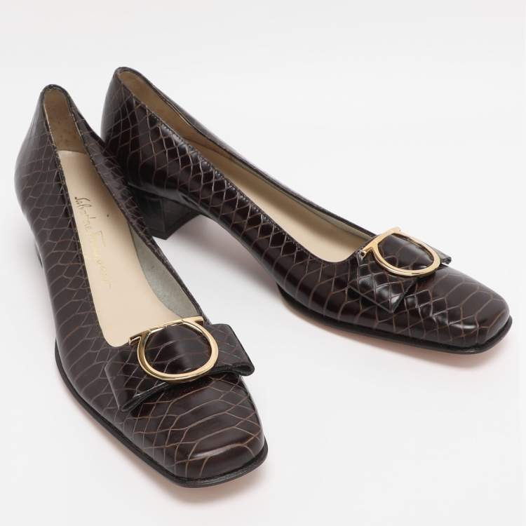 Pre Owned Salvatore Ferragamo Brown Python Embossed Leather Gancini Pumps Size 40