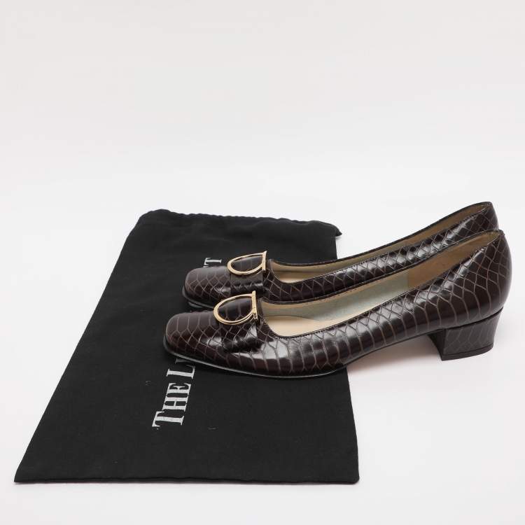 Pre Owned Salvatore Ferragamo Brown Python Embossed Leather Gancini Pumps Size 40