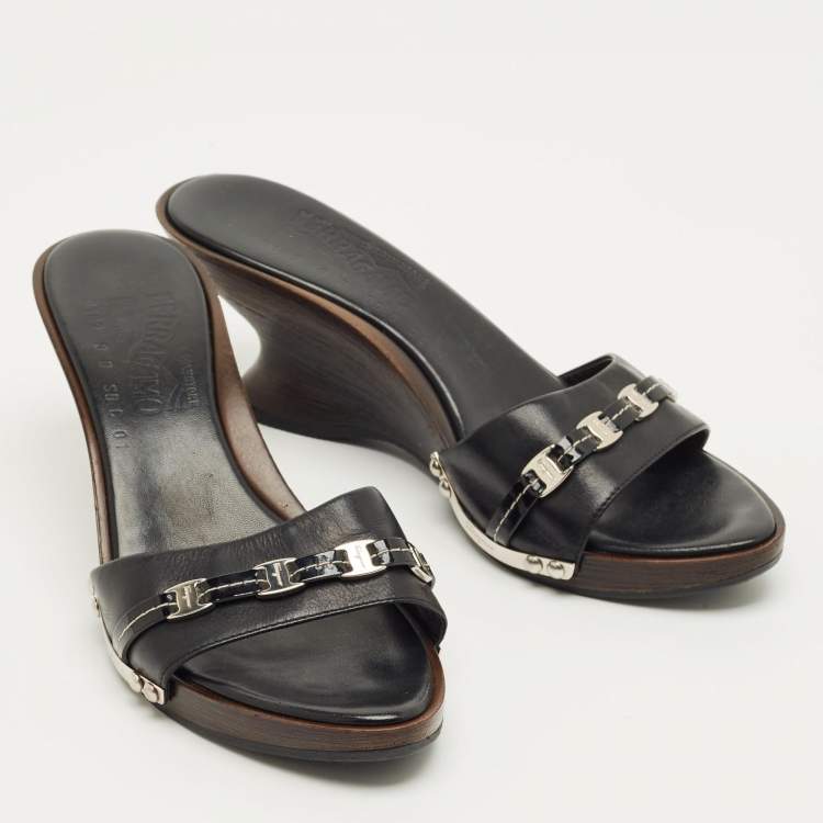 Pre Owned Salvatore Ferragamo Black Leather Wedge Sandals Size 38.5