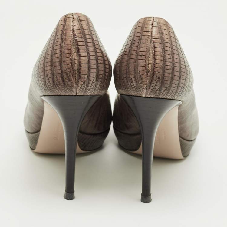 Pre Owned Salvatore Ferragamo Brown Karung Leather Vara Bow Peep Toe Pumps Size 40.5