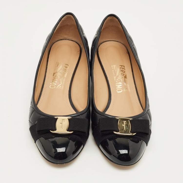 Pre Owned Salvatore Ferragamo Black Quilted Leather Vara Bow Block Heel Pumps Size 39.5
