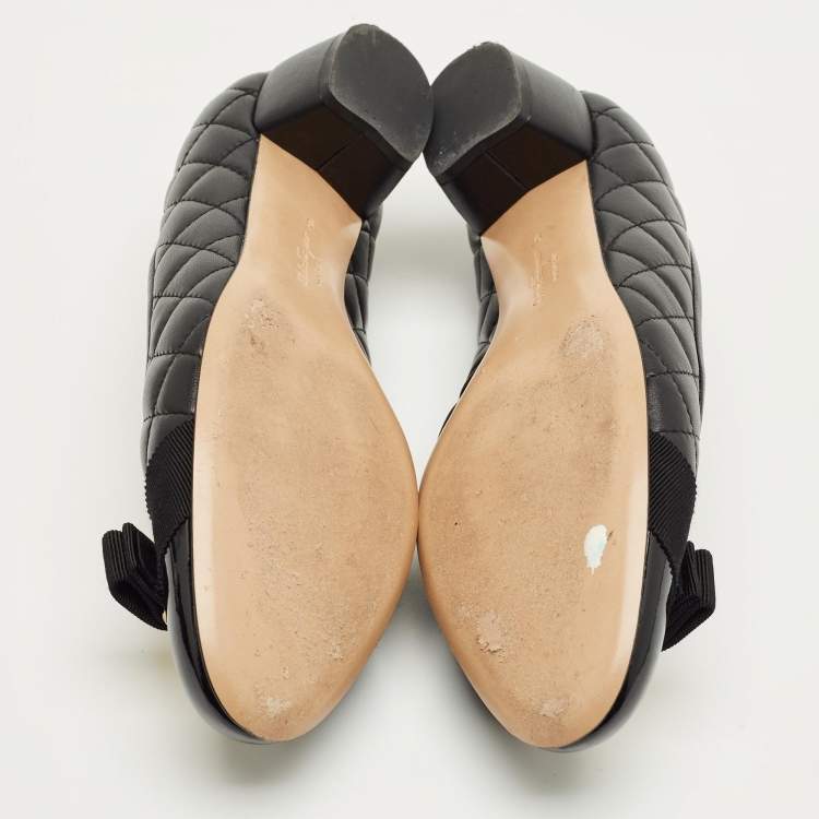 Pre Owned Salvatore Ferragamo Black Quilted Leather Vara Bow Block Heel Pumps Size 39.5