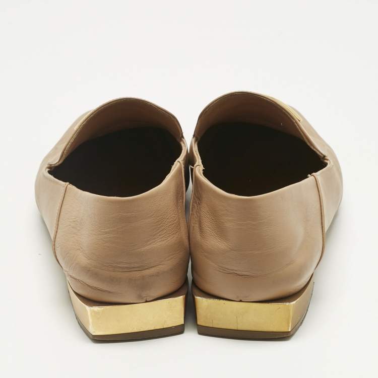 Pre Owned Salvatore Ferragamo Beige Leather Lana Loafers Size 39