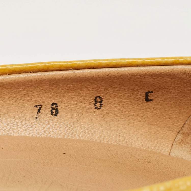 Pre Owned Salvatore Ferragamo Yellow Patent Leather Pumps Size 38.5