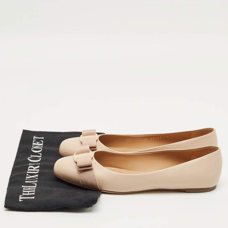 Pre Owned Salvatore Ferragamo Beige Leather Vara Bow Ballet Flats Size 38.5